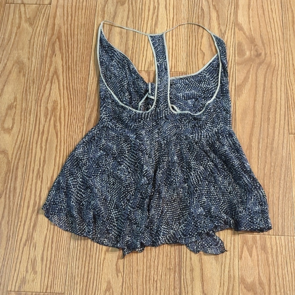 Animale front-tie flowy t-strap tank, blue and black animal print, 42 (US 6) - Picture 2 of 3